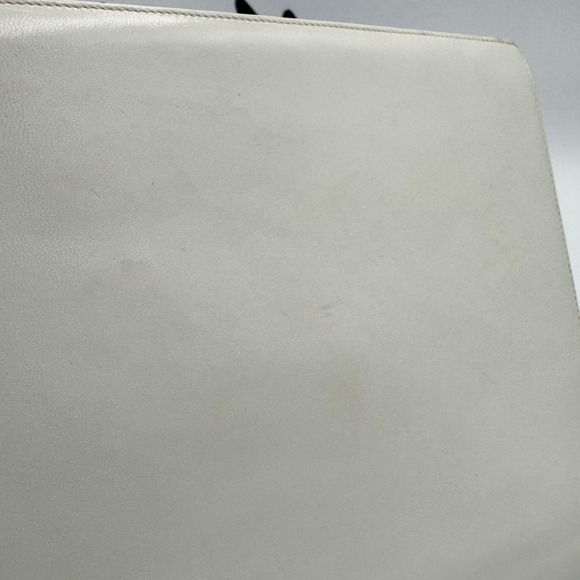 Bally White Leather Clutch Made in Italy Vintage Designer Classic Chic Read